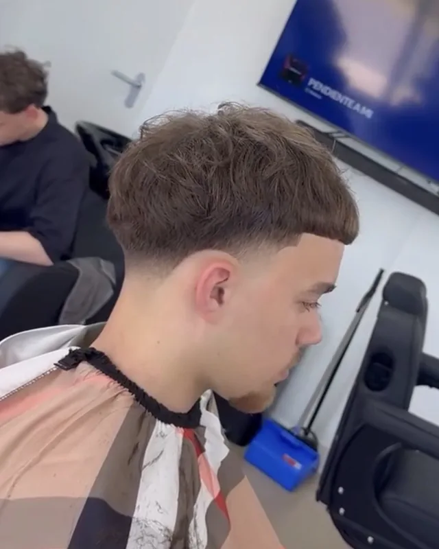 Taper fade met natuurlijke textuur